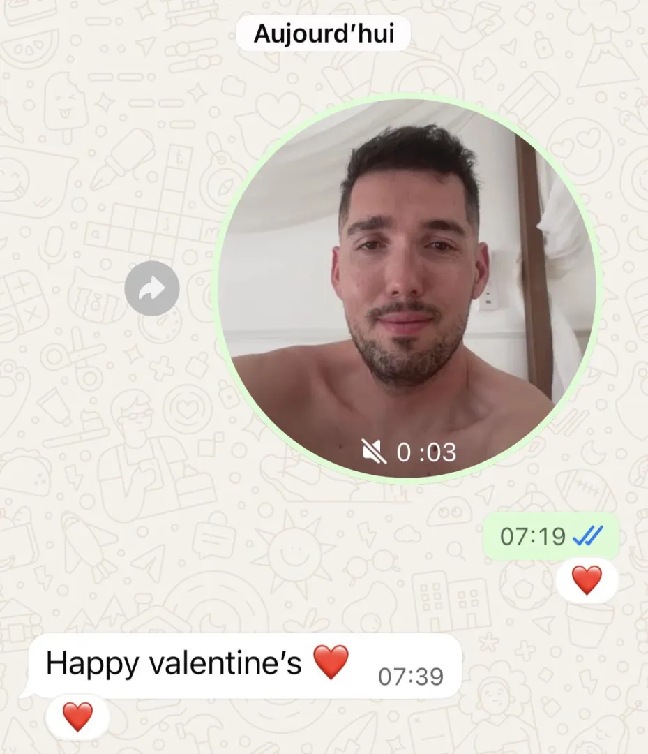 My French lover just wished me a happy Valentine's (and cuck saw it first while I was having a shower) 