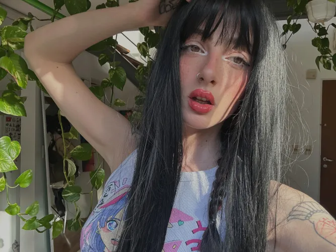 Need a host tn, kinda hnrny lol - slide in on lg: ,.lunarumes`.