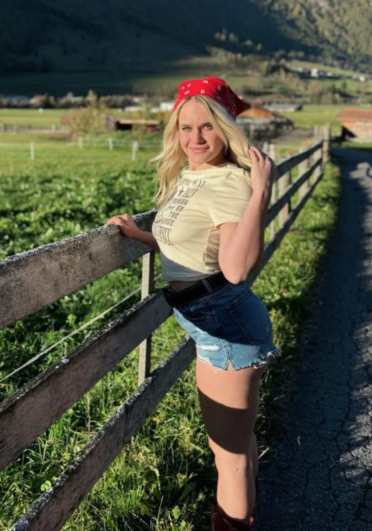 you know cowgirls make better rider right