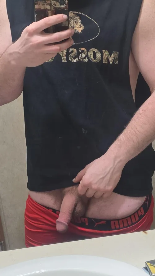 29 bored lets start this sunday off right!