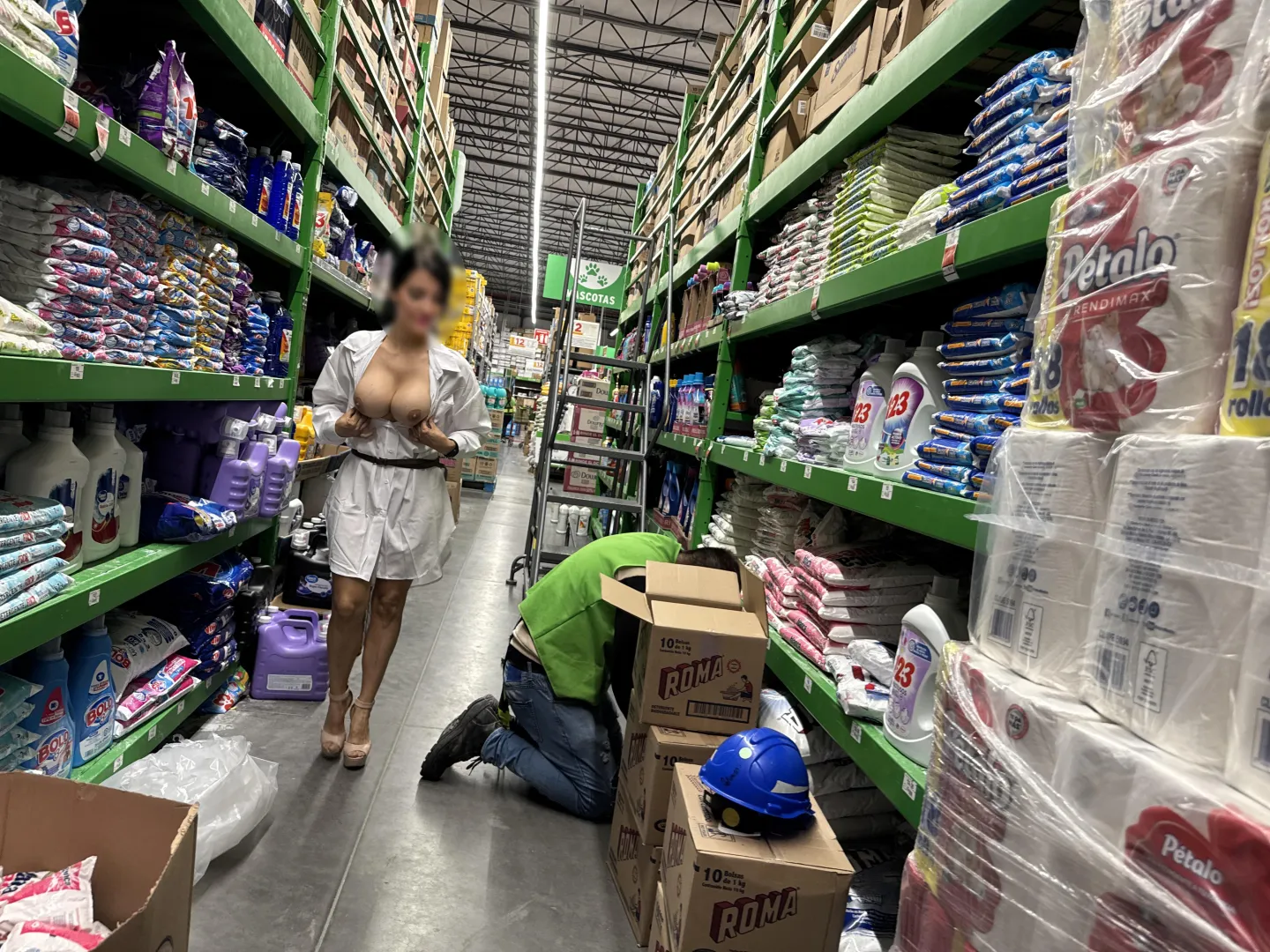 A mis 52 años aun me encanta la adrenalina de ser exhibicionista