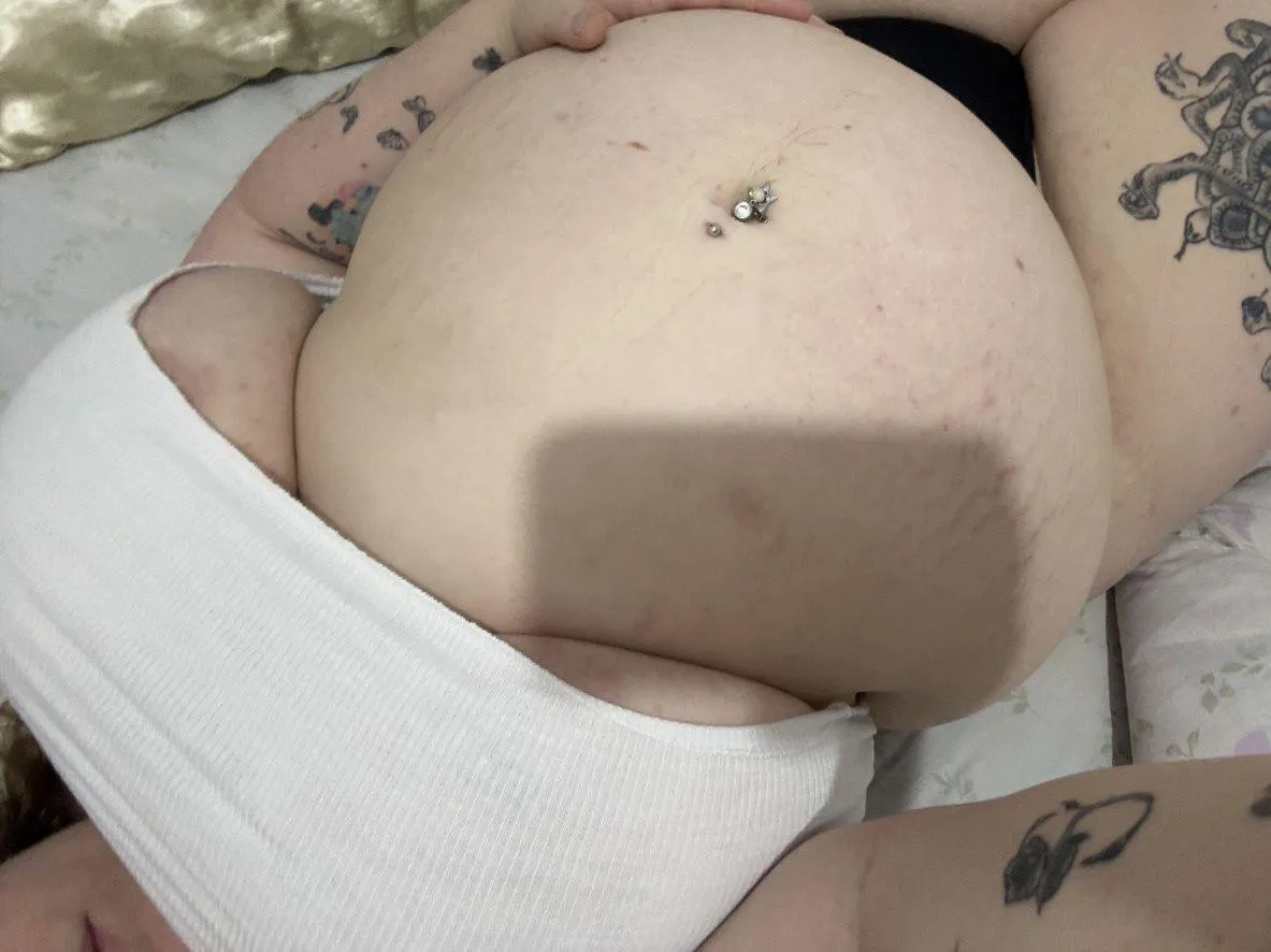 Are there men who still drool over big soft BBW bodies in the nude? Y or N?