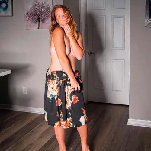 do you prefer me trimmed up or wild?✂️