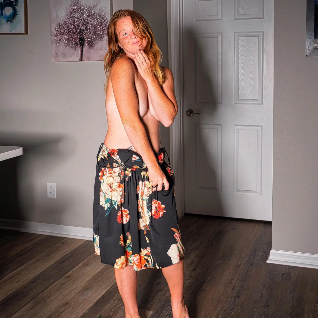 do you prefer me trimmed up or wild?✂️