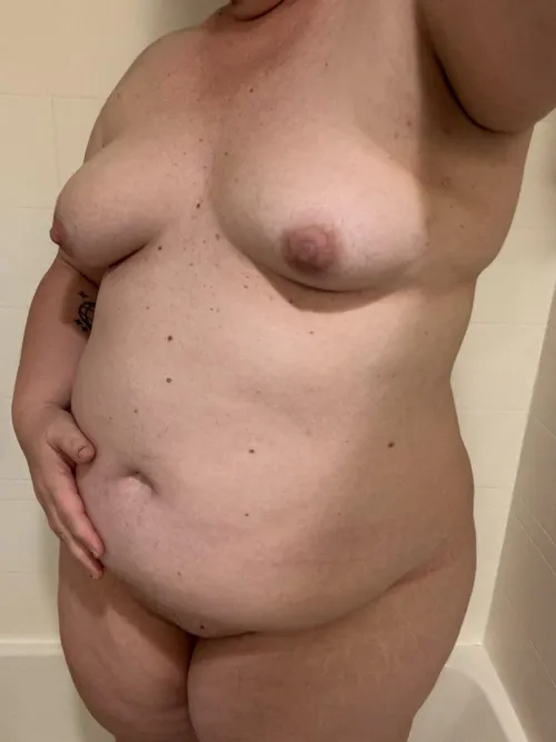 F47 5’4 2**