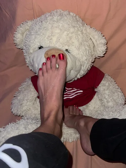 Happy Valentine’s dayyy  be a good boy and send send send