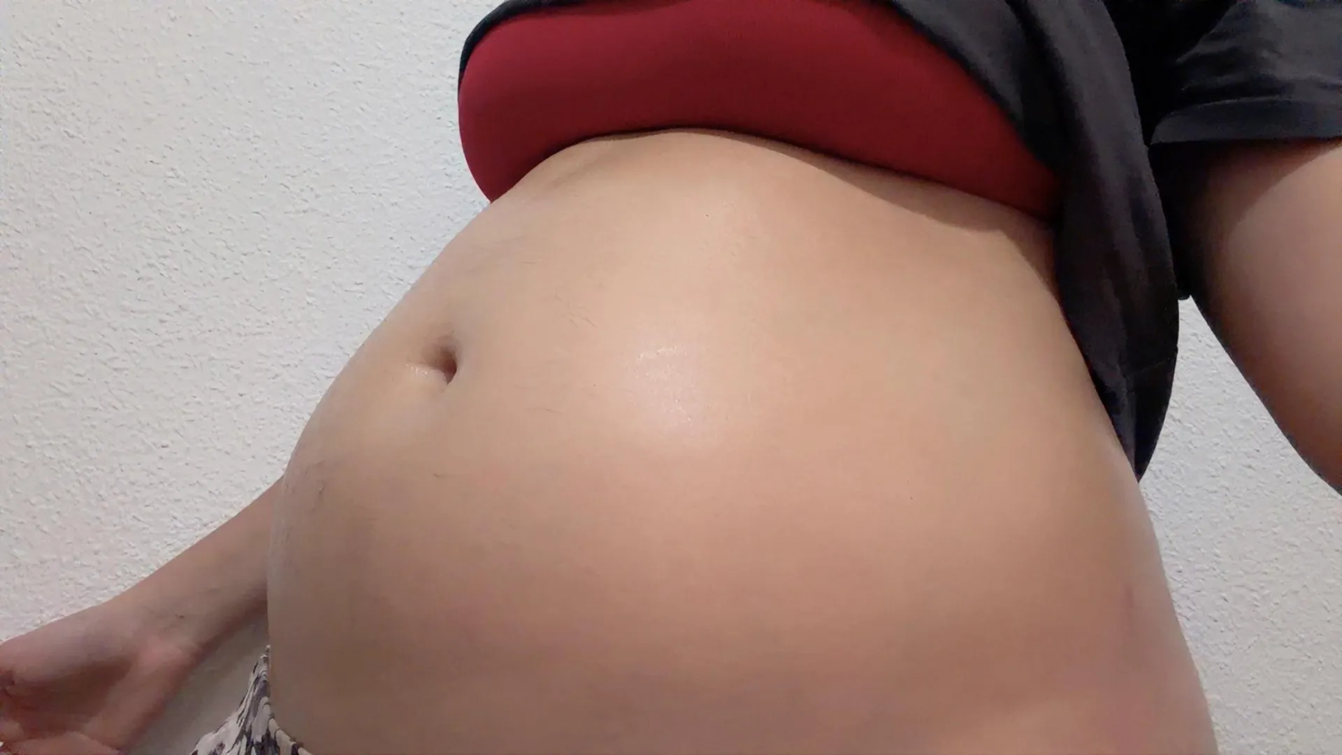 I'm so fat my clothes don't fit anymore and I can't stop eating. If you want to see more, send me a message.