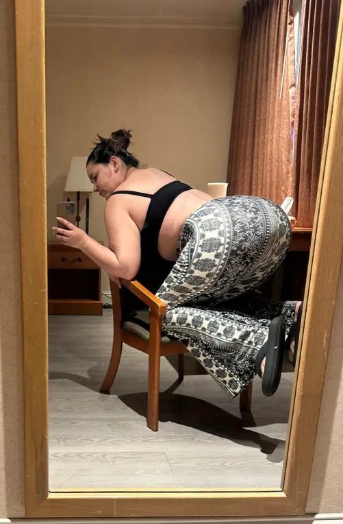 Just taking pics since im going to be alone tonight