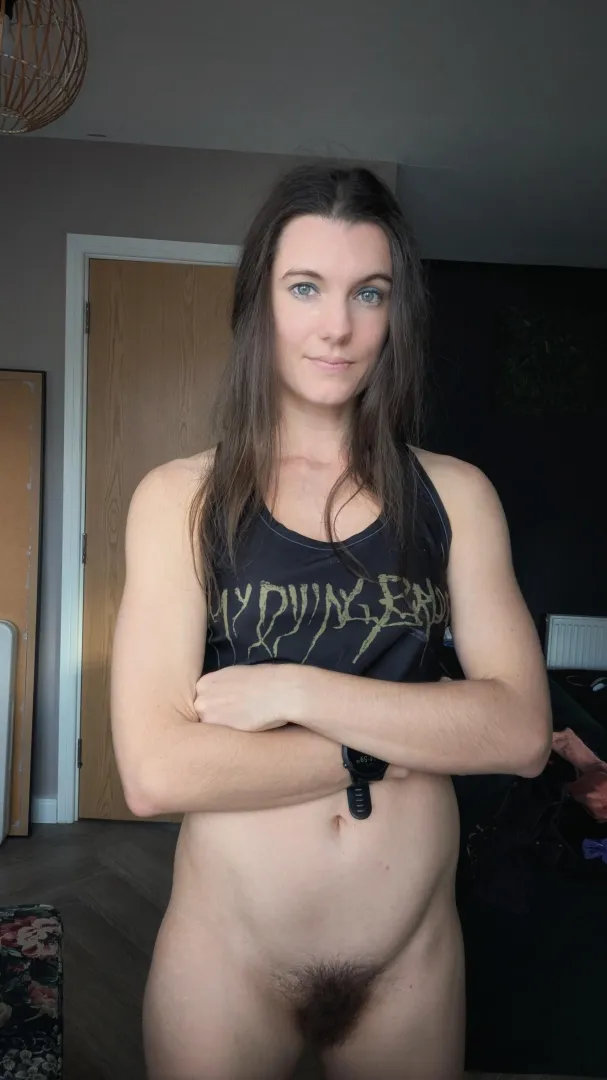 Myself and my huge bush says happy Friday!