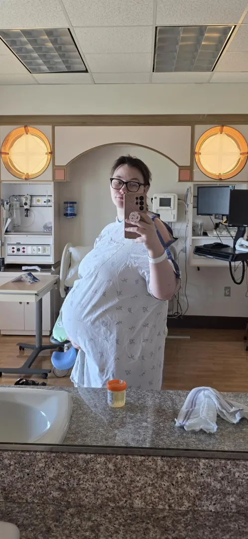 Things have changed, induction starting in the morning so hmu today/tonight! (Pregnant)