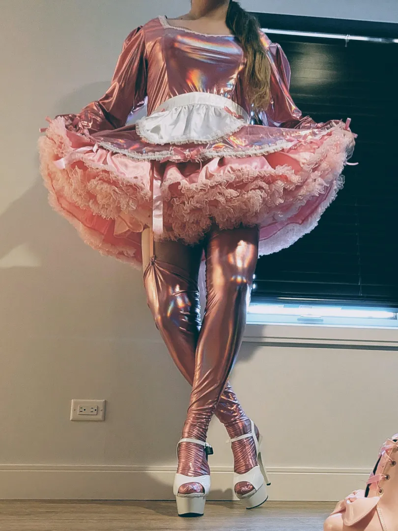 Happy Sunday Maid Day!