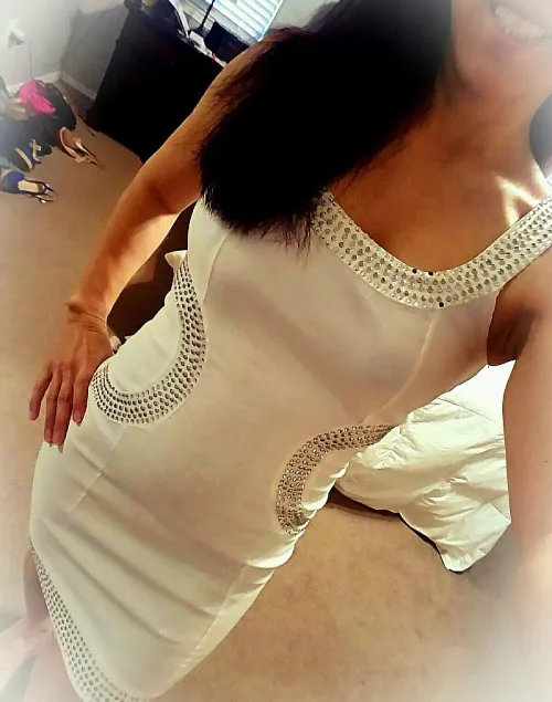 havent had a complaint yet of my date nights attire..-sa