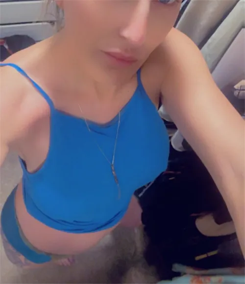 i deserve some deep and strong strokes tonight