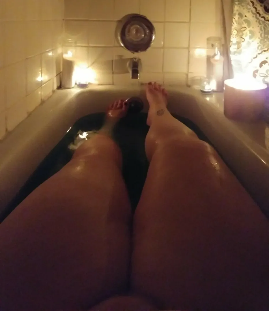 I've heard my thighs make the best earmuf[f]s