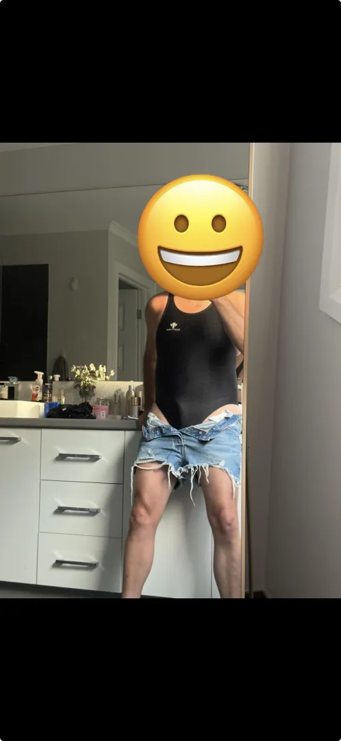 My fav suit under wife’s shorts