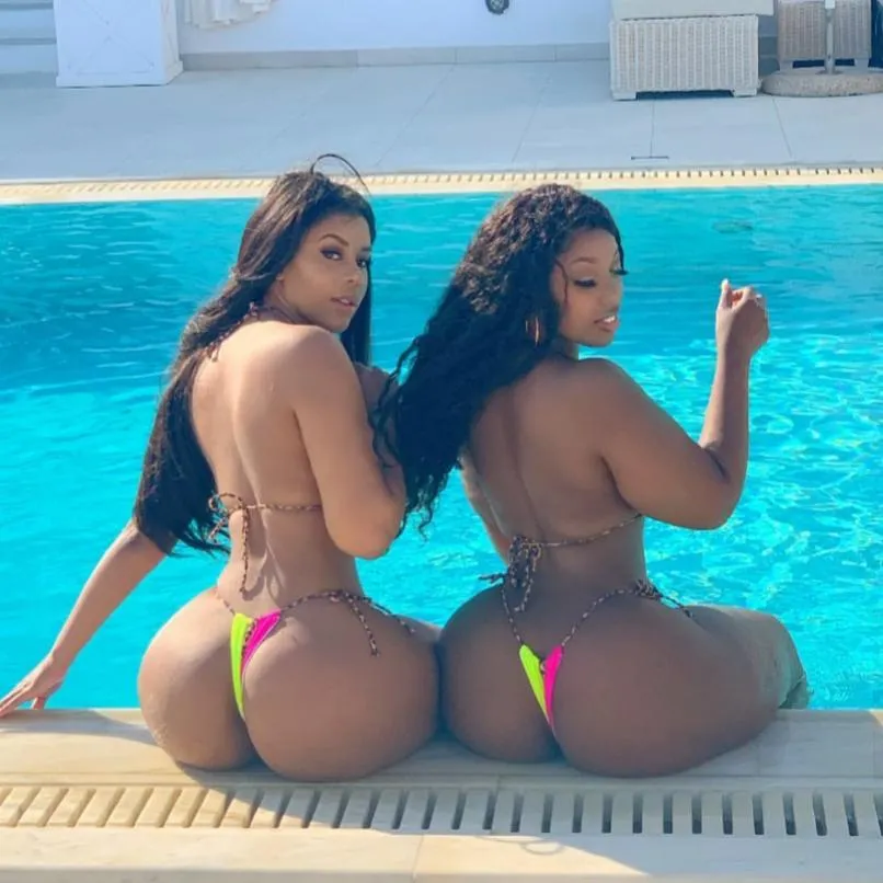 Shelley is enjoying Greece to the fullest, giving us a full view of her and her friend's luscious behinds. 