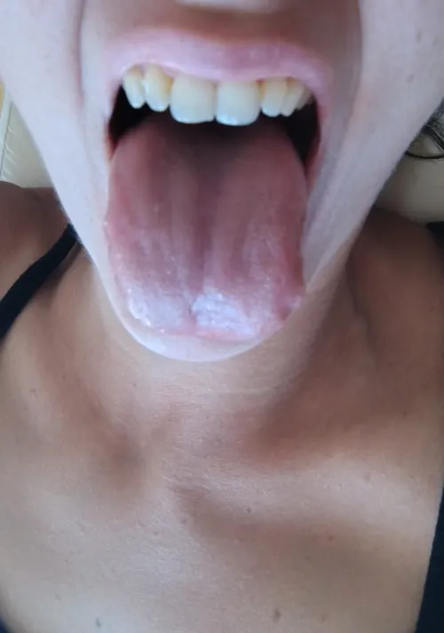 Use my tongue as a ladder {f}