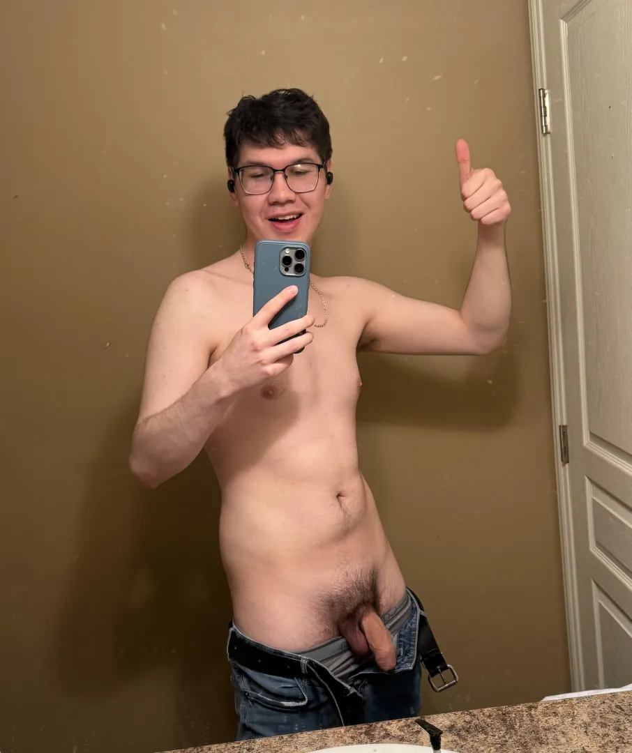 Would you take a nerdy college twink’s virginity?