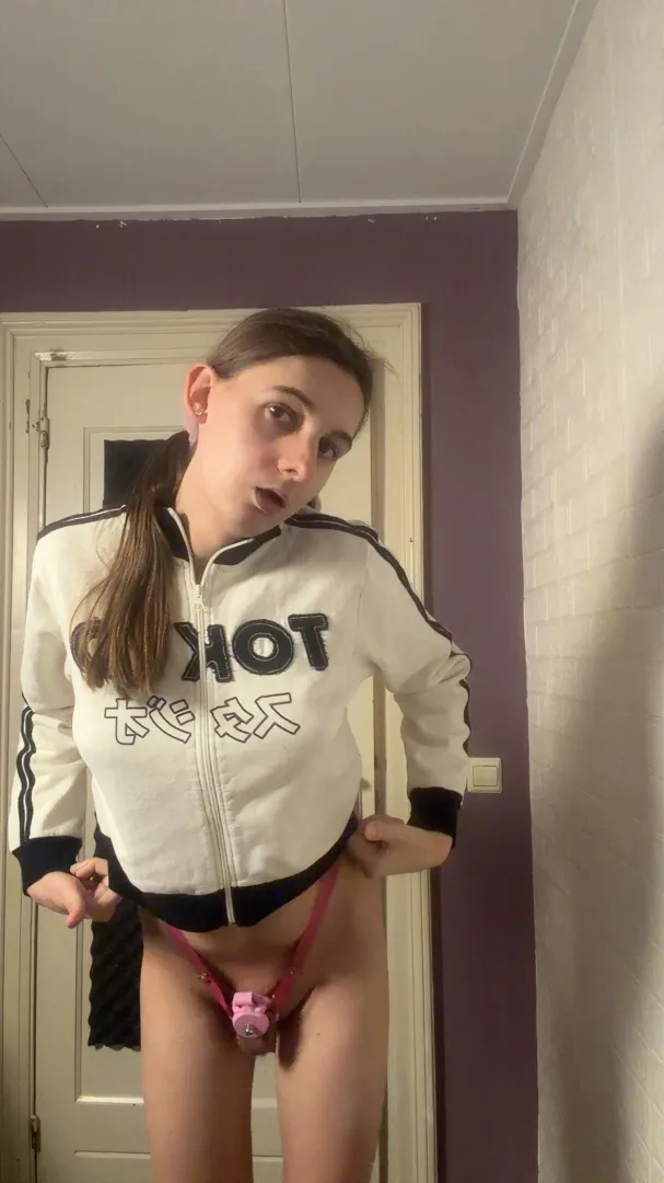 yes its very flat can it get even flatter lets find out come kick it