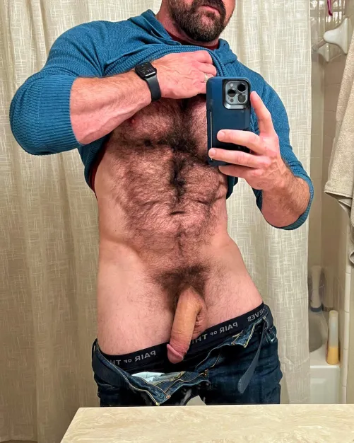 Any cute boys wanna play with dad? DaddyJosh79