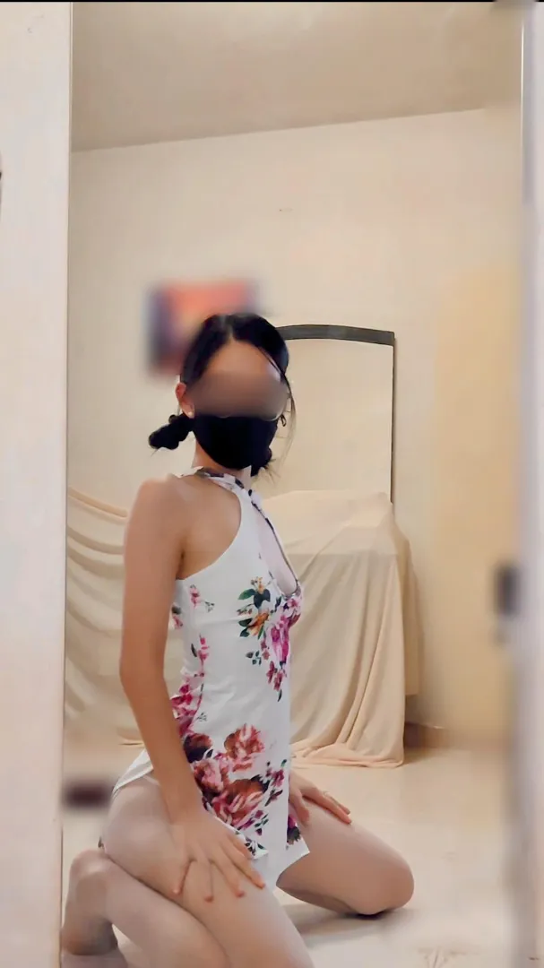 Cheongsam's a must for CNY!