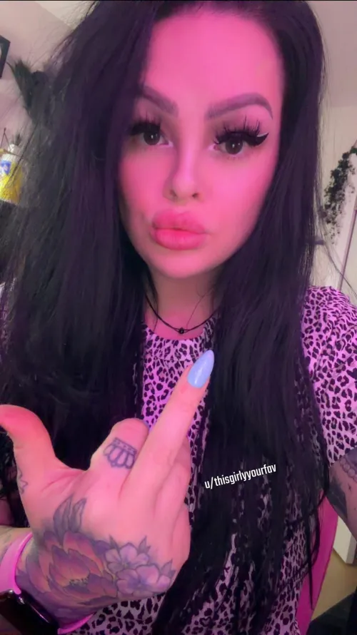 Cruel Dommy Mommy Available⬇️ MENU⬇️