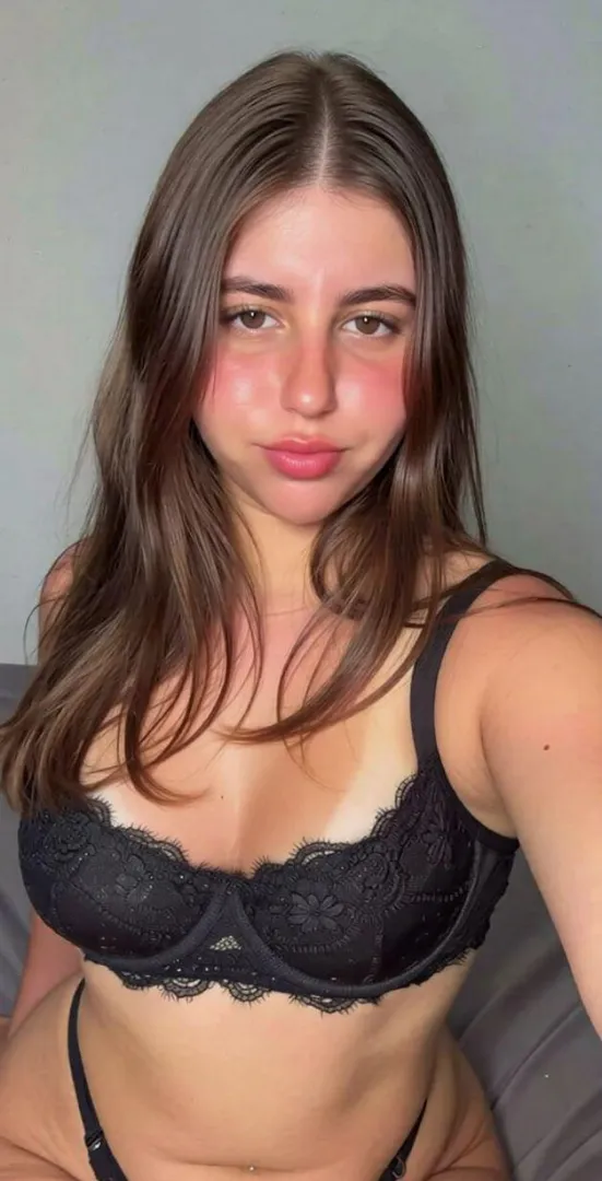 im 18, curvy but a little chubby.. still ur type or nah