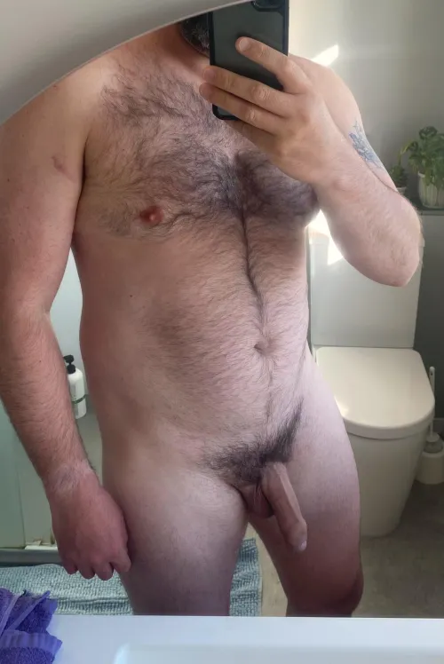 Ladies..  Invercargill. Tonight only. Private and discreet. 6’4. 8 inches. I can host 