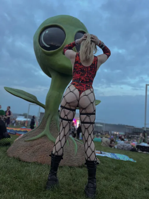 let me grind this ass on you