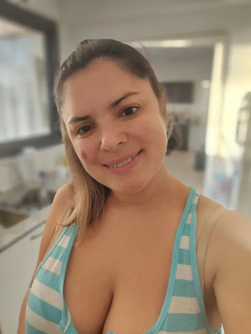 MILF vibes: classy, confident, and a little intimidating