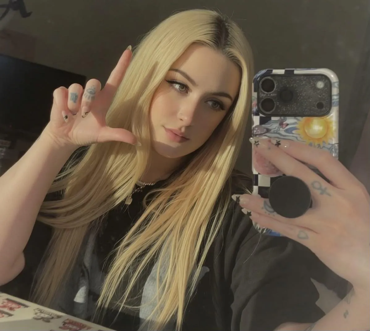 money looks good on me