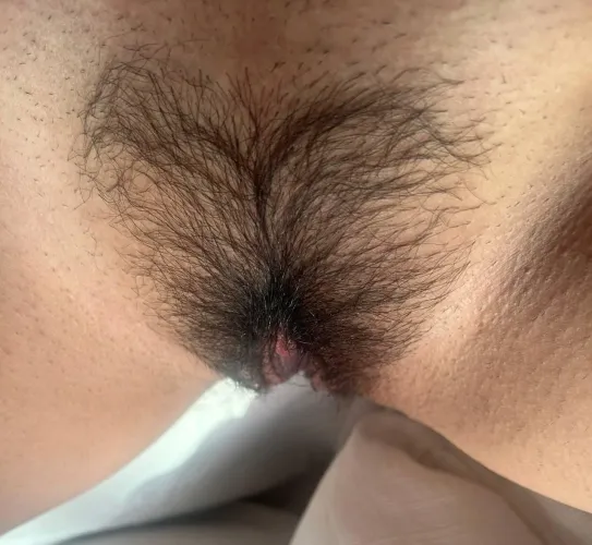 Only real men appreciate my bush