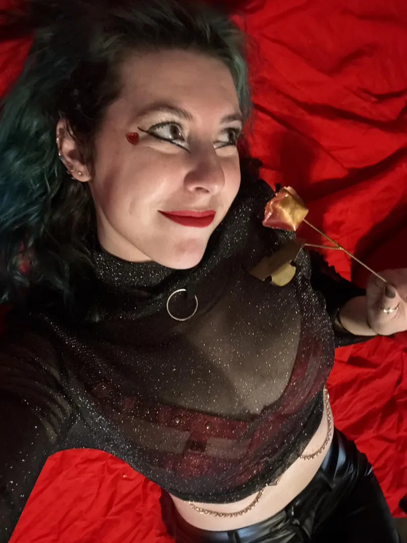 Sparkly goth Valentine