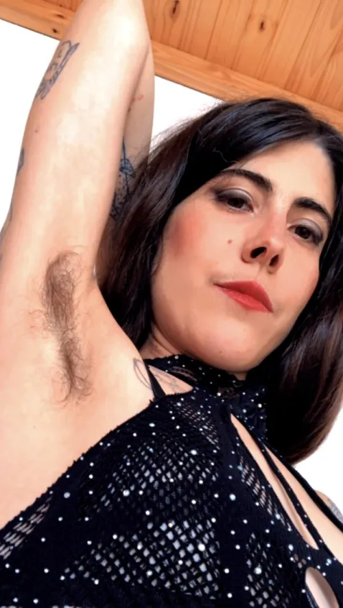 the most delicious pheromones scent comes from a Goddess hairy pits