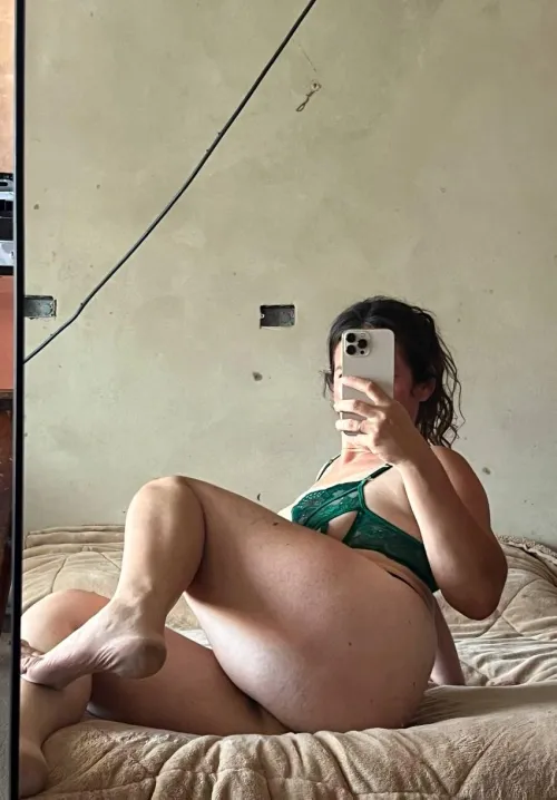 Want some cake by the ocean, baby?