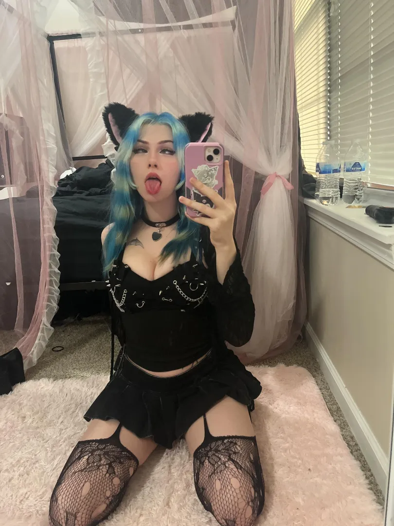 when he says “good girl”