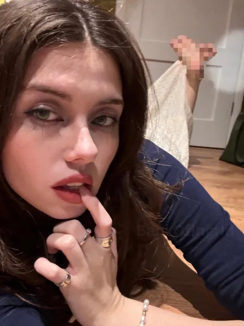 You thought I’d give you even a glimpse of my angelic soles?