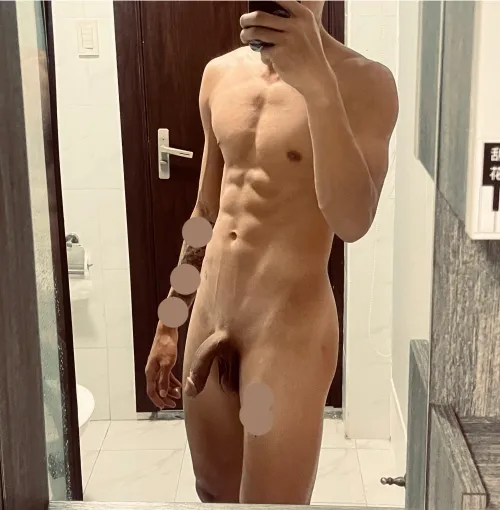 23[M4F] or [M4C]. LF ons/fubu. 6’3Tall goodlooking