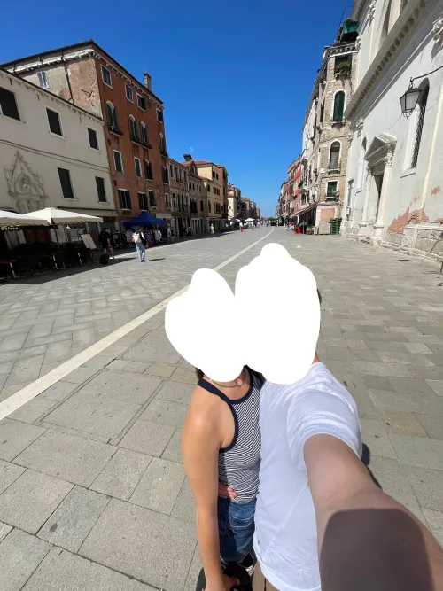 24/24 mf couple looking for fun people like us! Kinky and open to new connections! Single men are icky no thanks