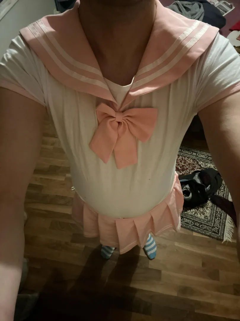 Als Milf Sissy, bin auch gern als schoolgirl zu haben.