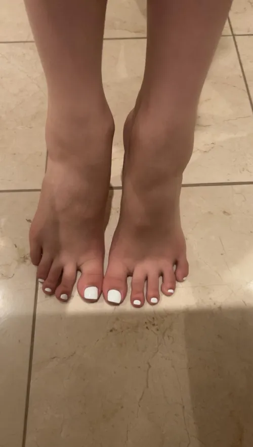 Are my feet cute