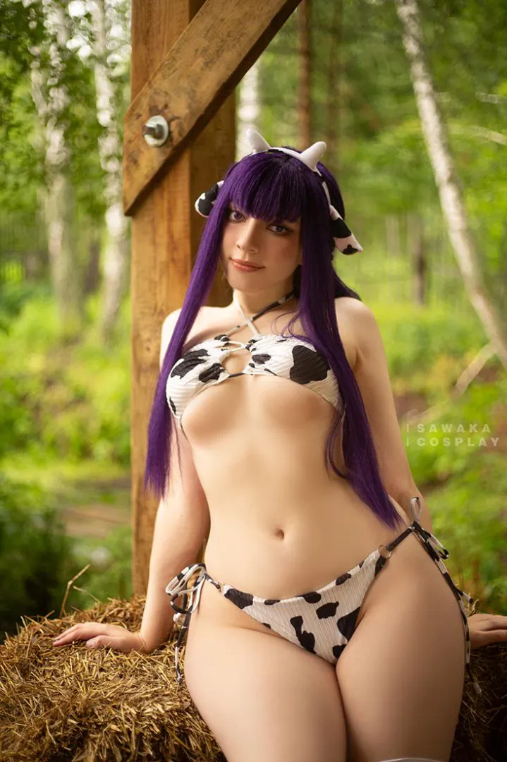 Cow Fern cosplay by Sawaka