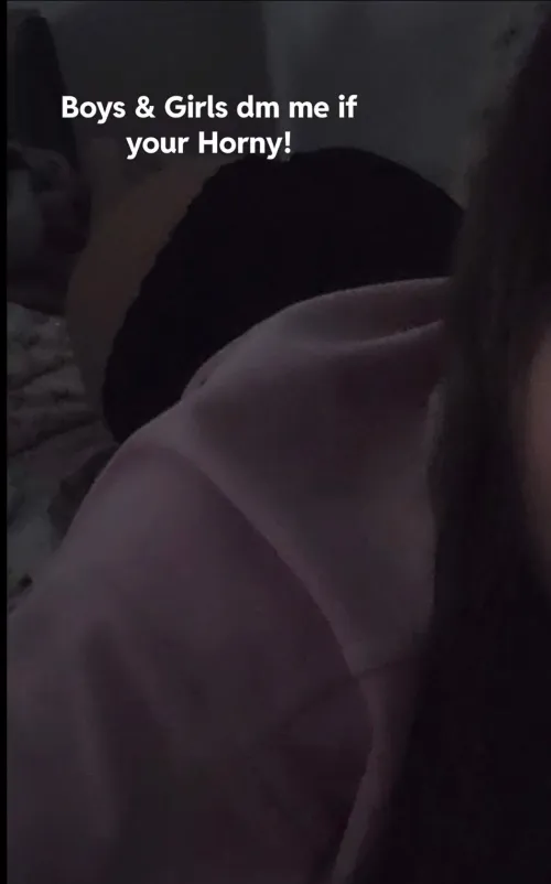 Dm if your Horny