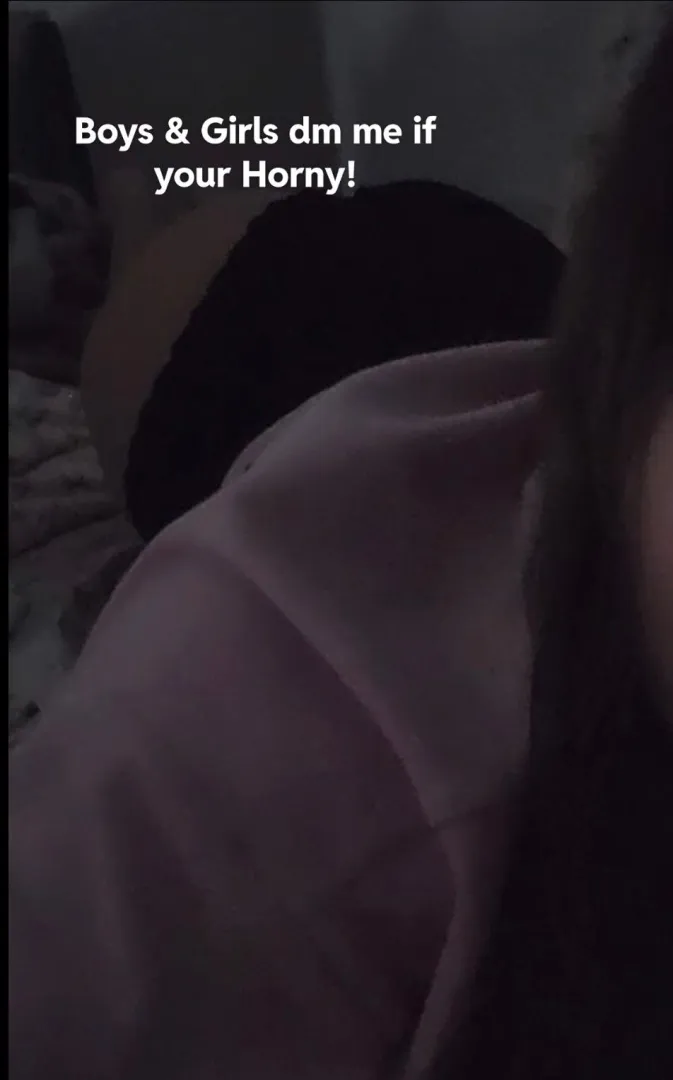 Dm if your Horny