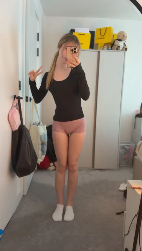 do u like my ponytail? tell me