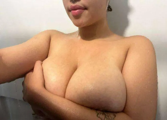 F19| Wanna spread my pussy?