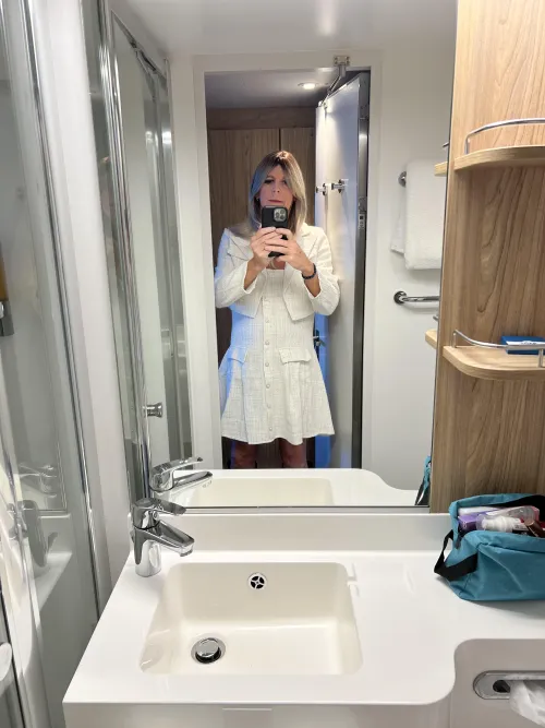 [F4A] Carnival Jubilee Feb 28 - Mar 7, 2026. Looking to have some fun. Females , Males and Couples.