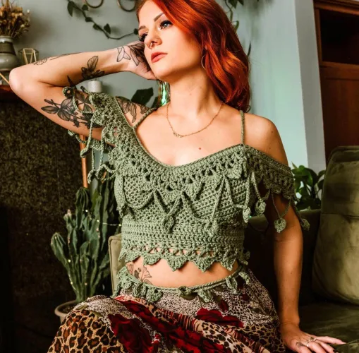 Hello! I would like to make this top, but I am new to crochet. Help please but don’t tell me to learn how to crochet first THANK YOU