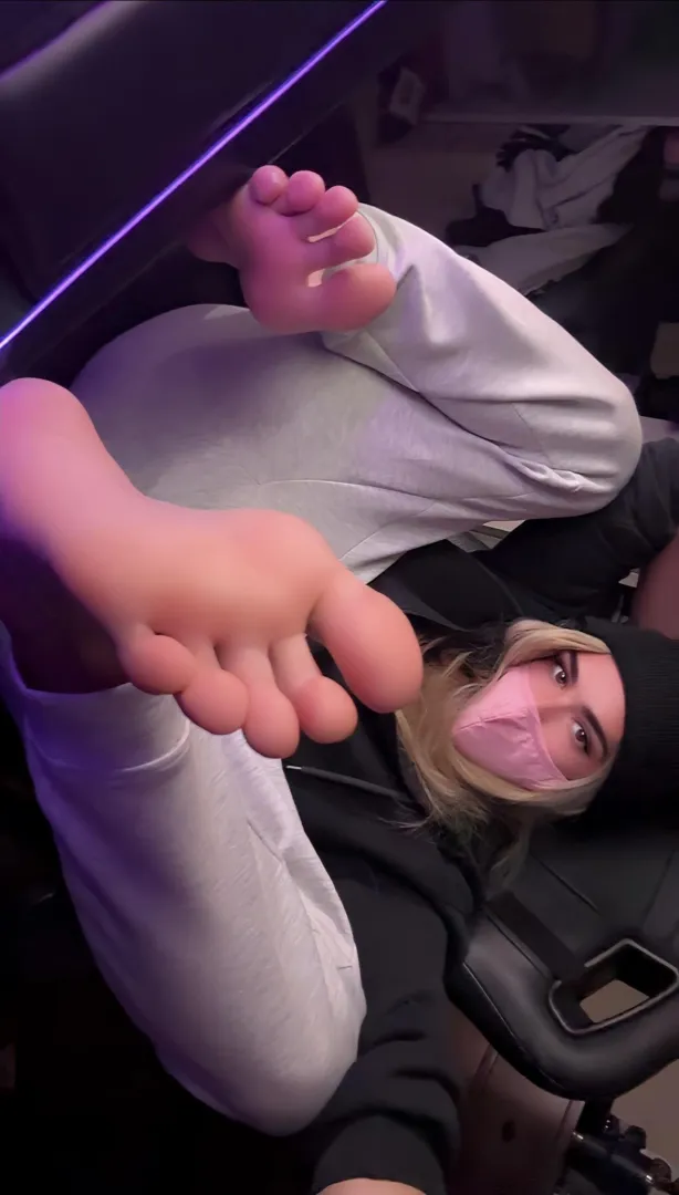 How about a snack before the man course?  