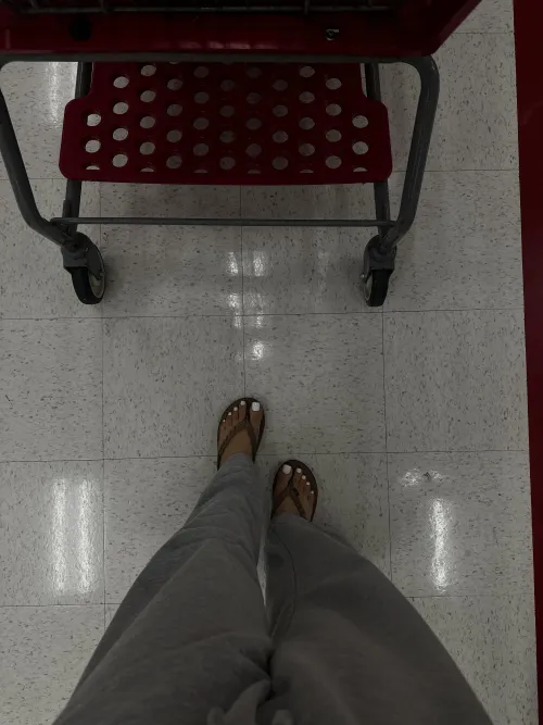 I hope u love my feet